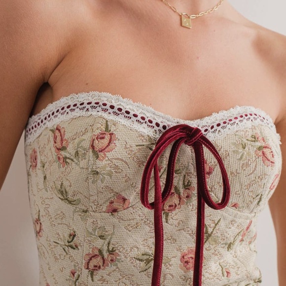 PRETTY GARBAGE VINTAGE STYLE RIBBON FLORAL STRAPLESS DRESS ❤️NEW COLLECTION❤️ - Picture 3 of 5